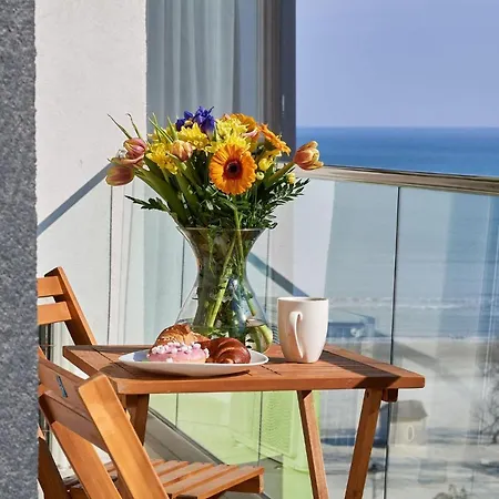 Apartment Seaside Family 2br In Alezzi Beach *