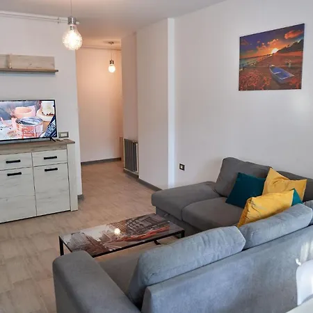 Seaside Family 2br In Alezzi Beach Apartment Mamaia